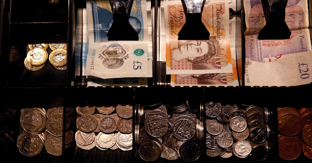 Sterling Rises with Upbeat Retail Sales