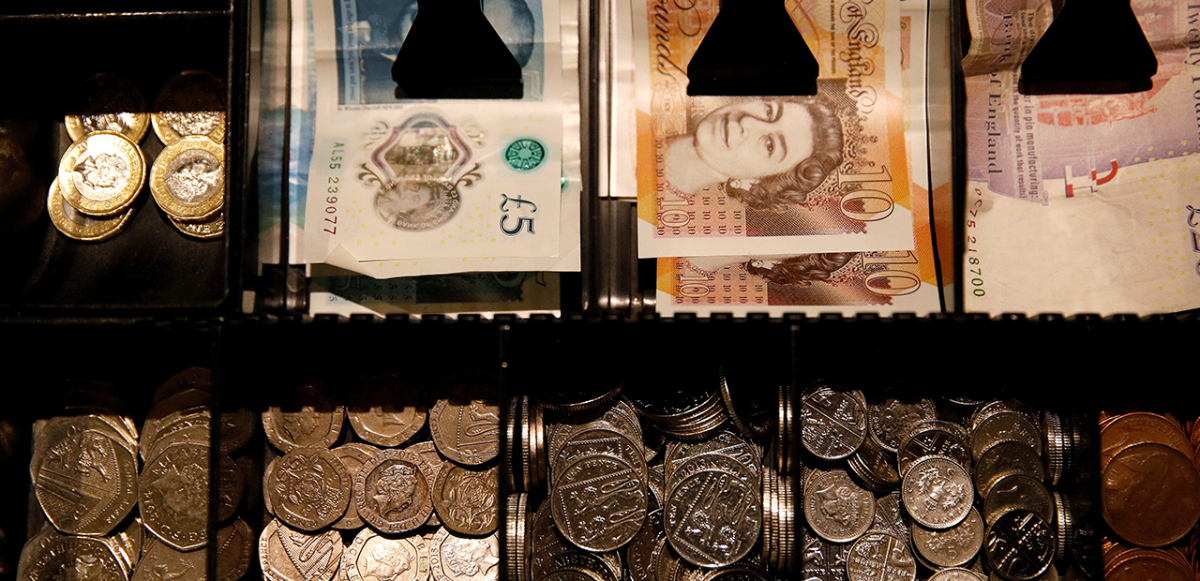 Pound Sterling Advances Amidst Optimistic Market Sentiment