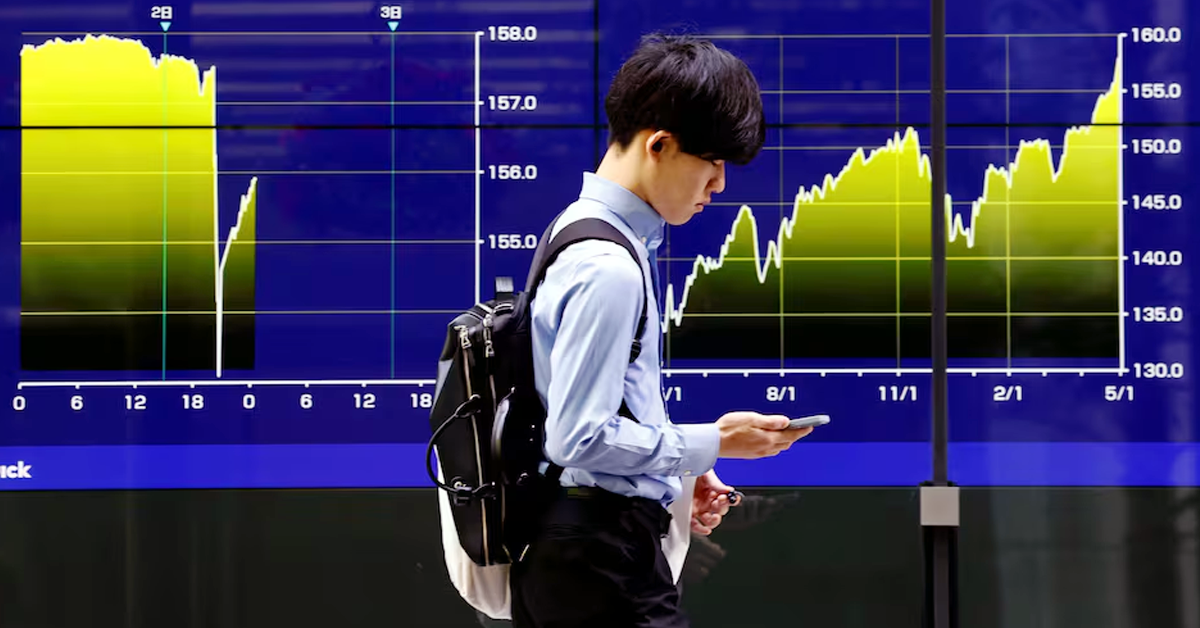 Japan's FX Intervention Marks ¥160 Threshold