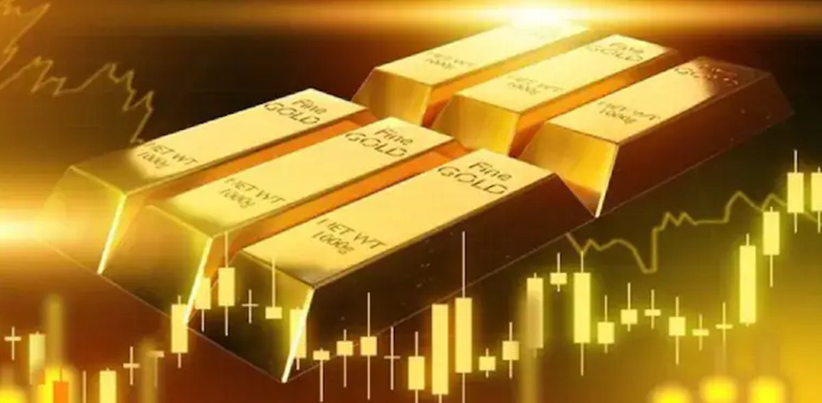 Gold Price Holds Steady Near Record High