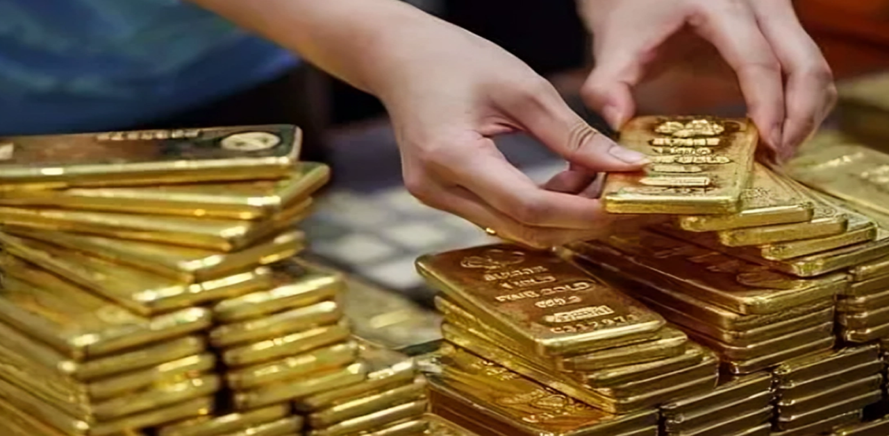 Gold Price Holds Gains Around $2,670, Supported by Softer Risk Sentiment