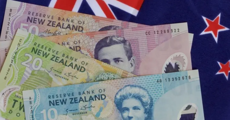 New Zealand Dollar Hits Seven-Week Low After RBNZ Cuts Interest Rate by 50 bps