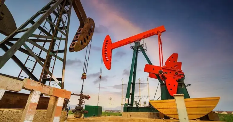 WTI Rises Above $76.50 Amid Concerns Over Middle East Oil Production Disruptions