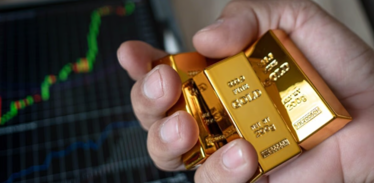 Gold Price Steady as Markets Await US PCE Inflation Data