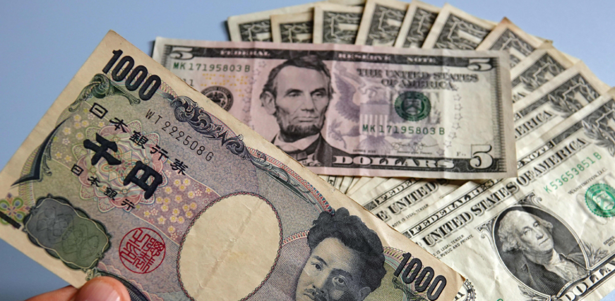 Japanese Yen Weakens Amid Rebounding