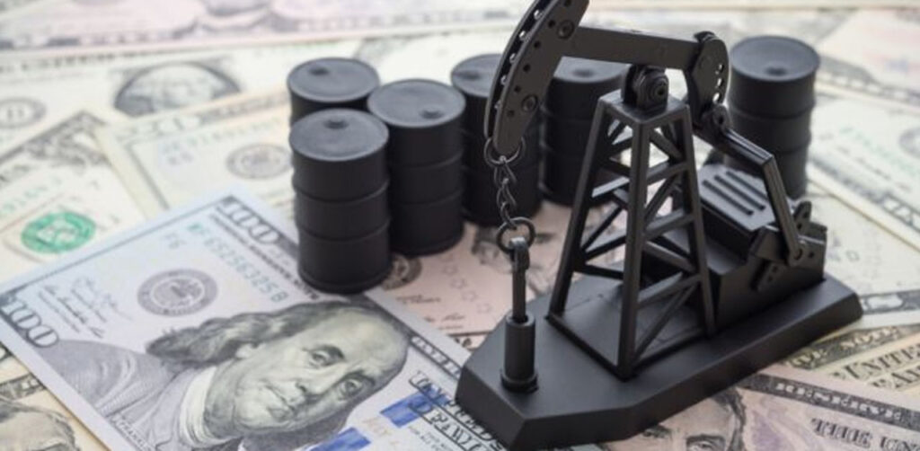 WTI Declines to $71.50 as Stronger US Dollar Pressures Oil Prices