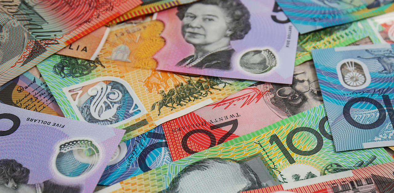 Australian Dollar Struggles as US Dollar Strengthens Ahead of US PPI Release