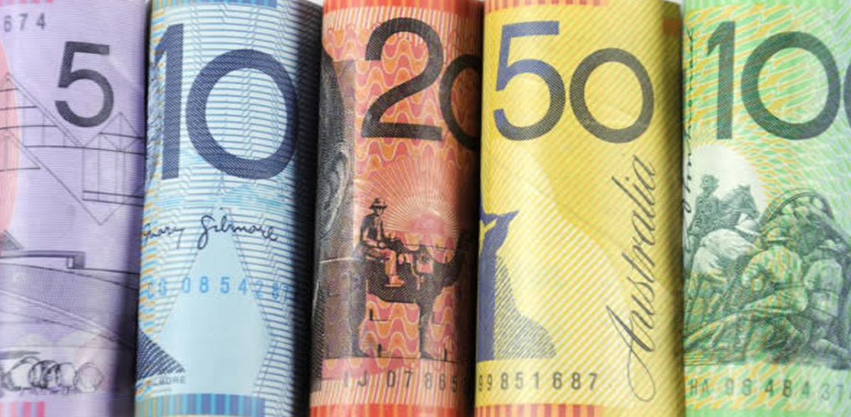 Australian Dollar Drops on Weak GDP Data and RBA Rate Cut Bets