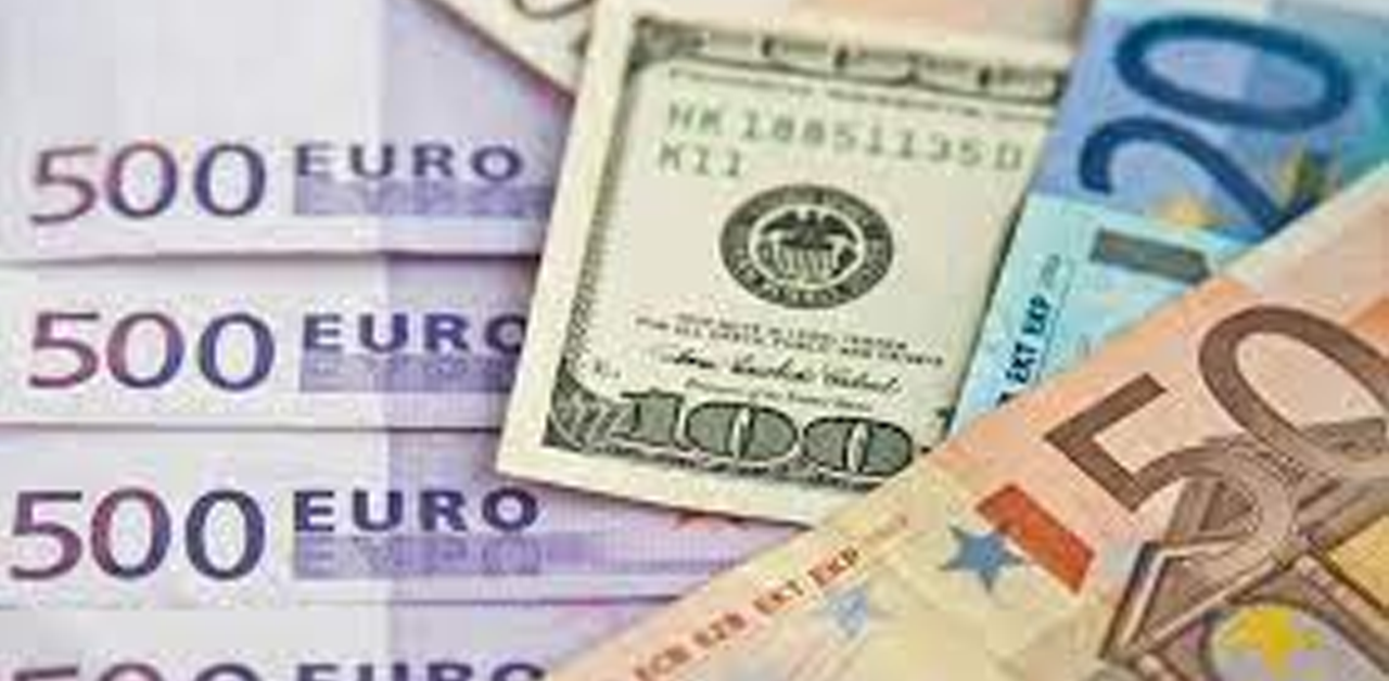 EUR/USD Slips Below 1.0550 Amid Awaited ECB Lagarde Speech and US PMI Data