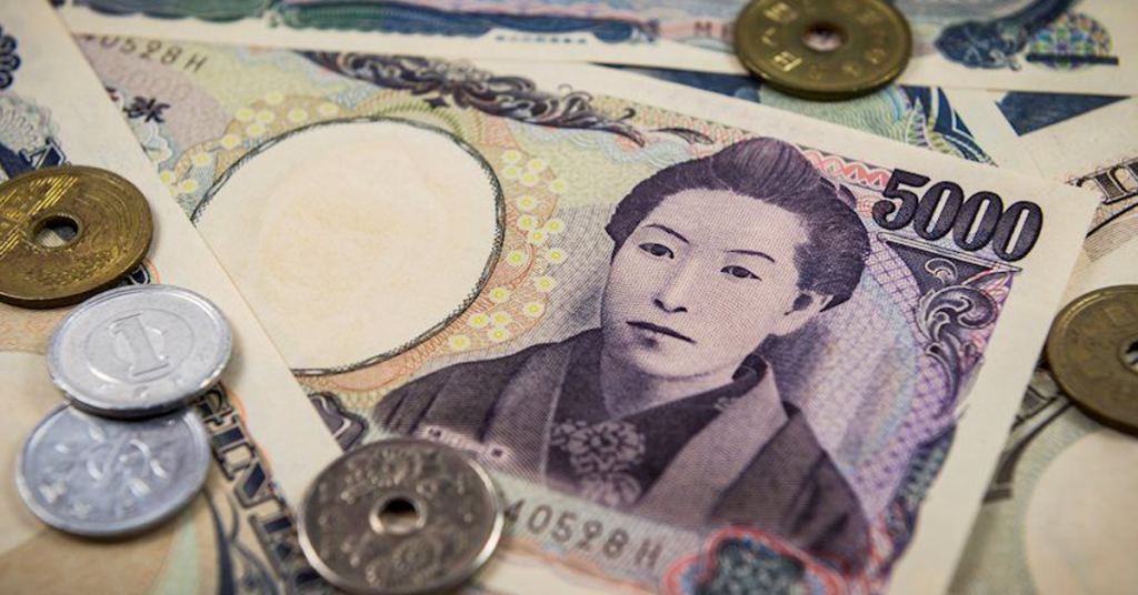 Japanese Yen Trims Intraday Gains Against USD; Bullish Momentum Persists